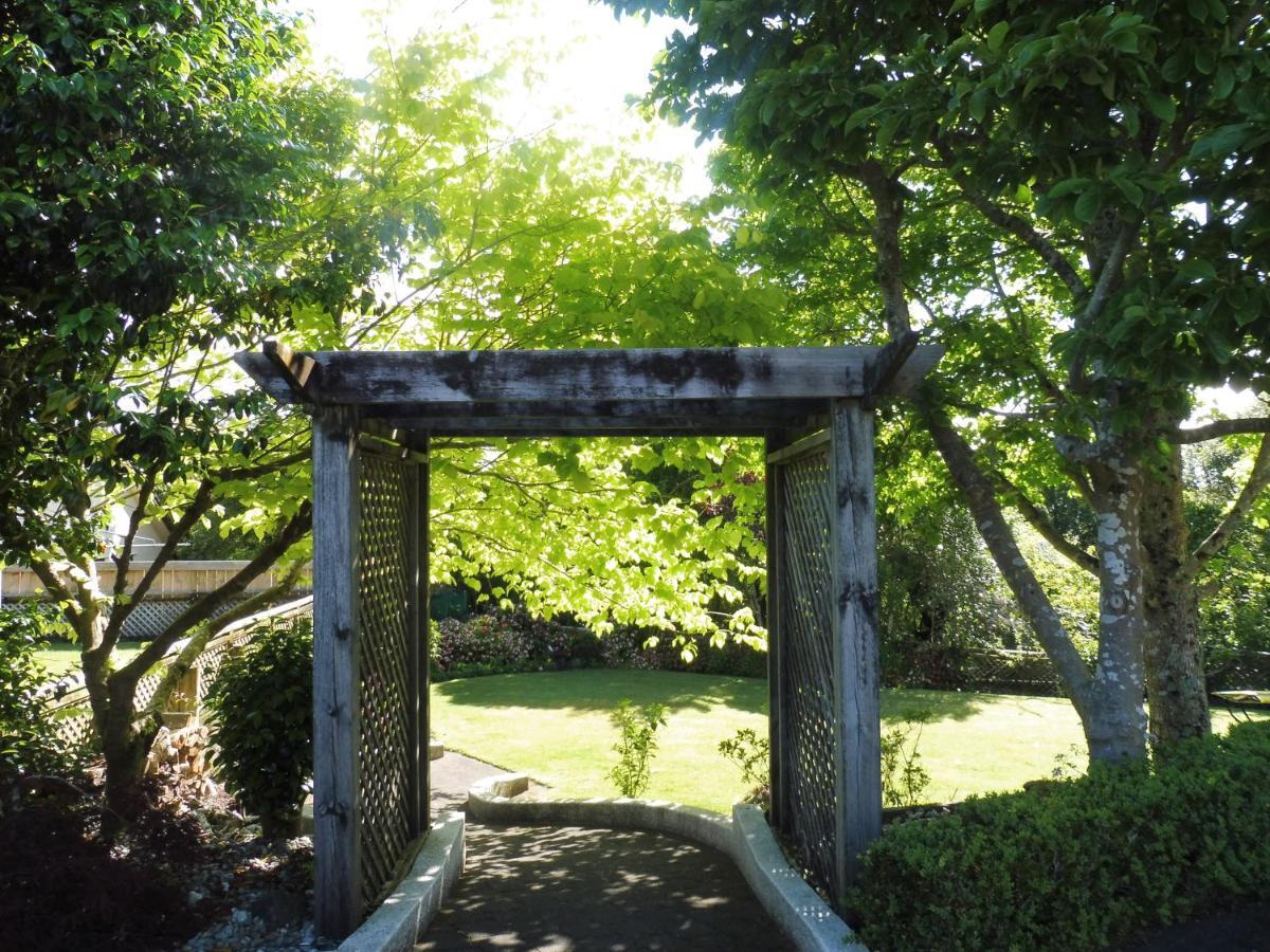 Hideaway Off Heta Apartment New Plymouth Exterior photo